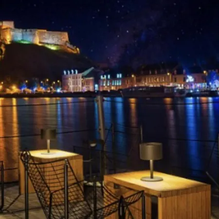 Le Repos De La Meuse * ジヴェ